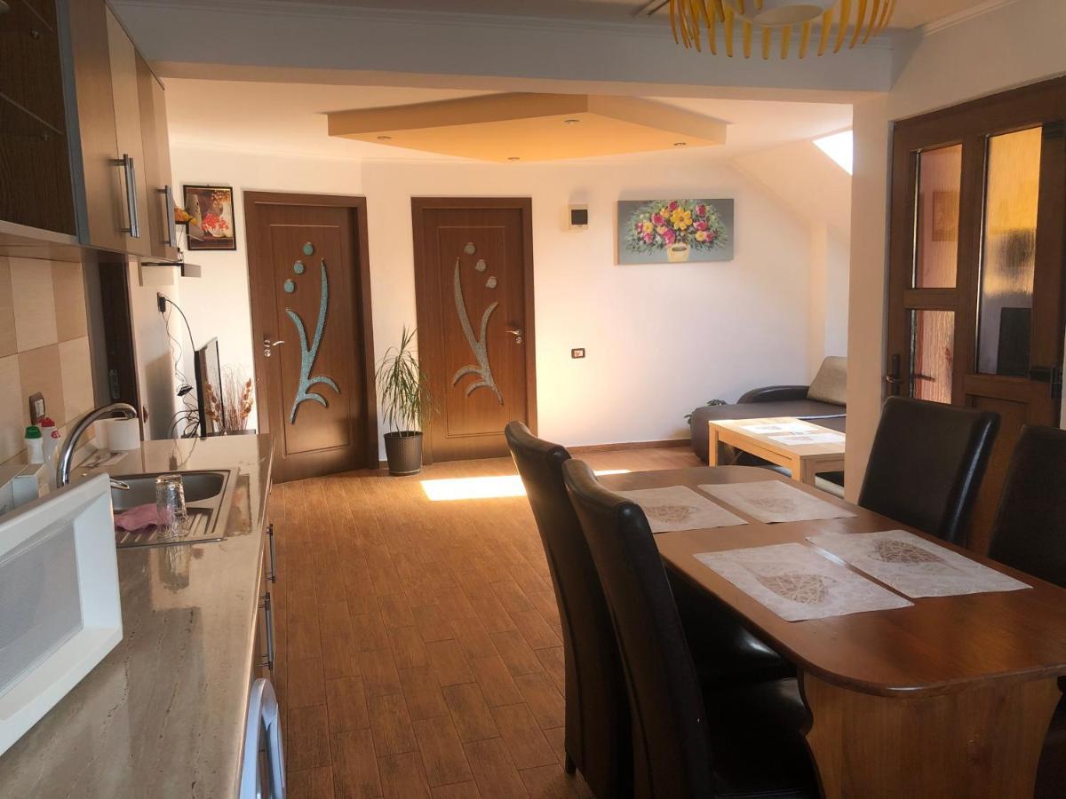 Casa Flori Hotell Călimăneşti Exteriör bild